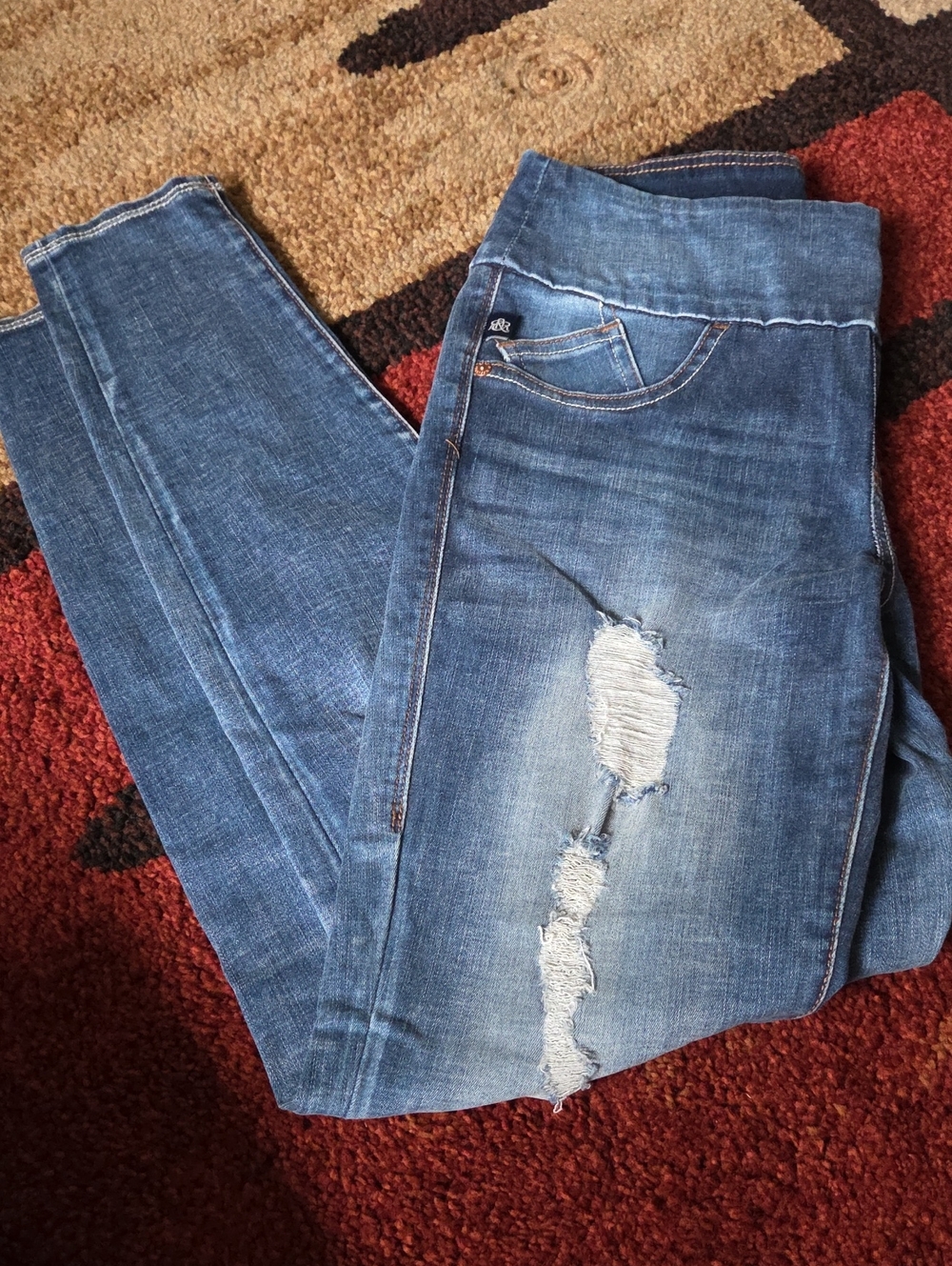 Rock & Republic Distressed Blue Skinny Jeggings